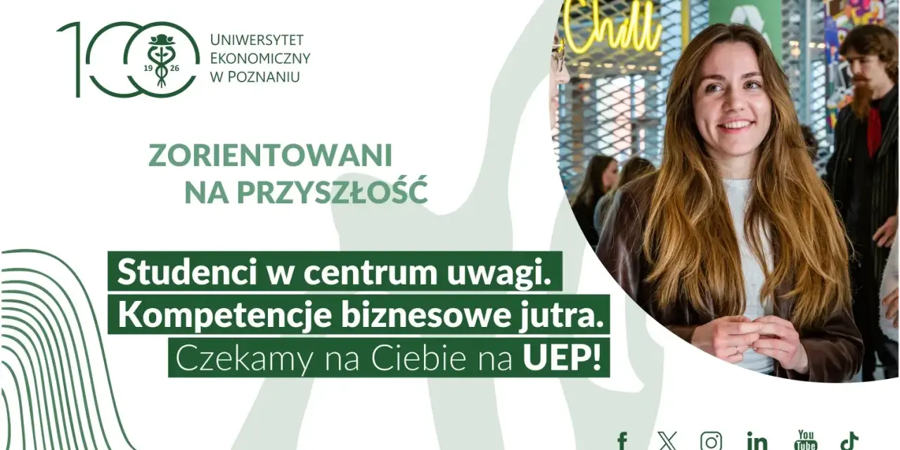 Studia marketingowe na UEP w Poznaniu. Uśmiechnięta studentka, przyszłe kompetencje biznesowe. Czekamy na Ciebie!