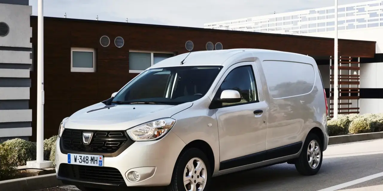 Dacia Dokker: Pojemność baku (50L) i rezerwa ile litrów?