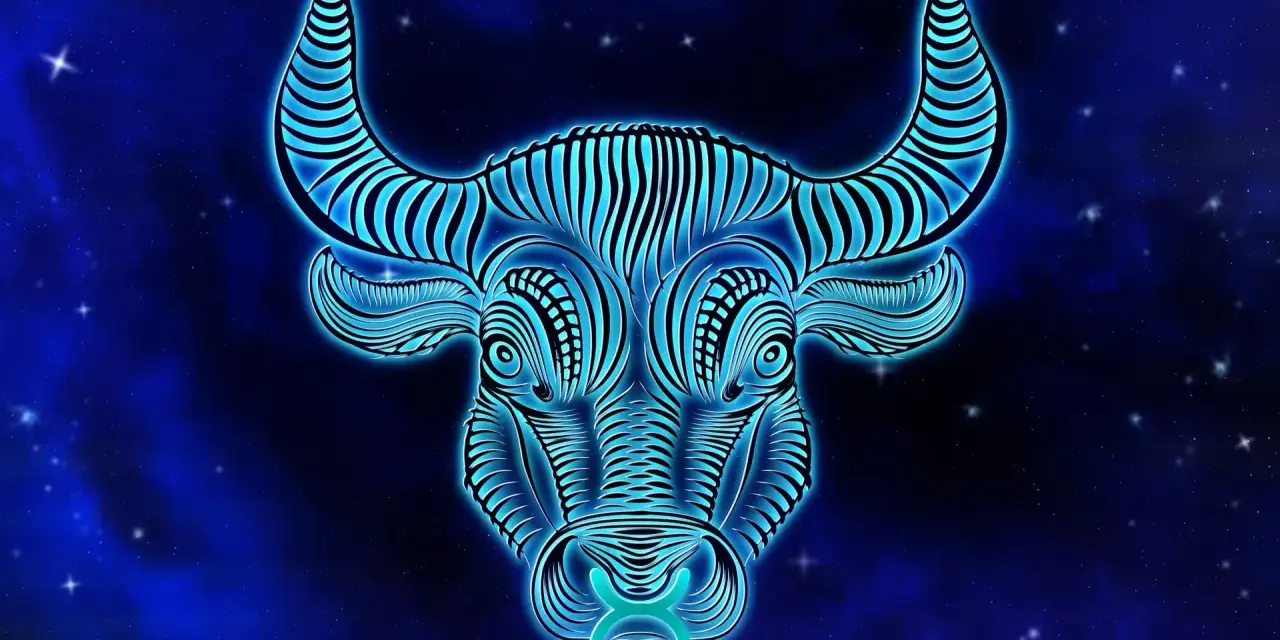 Błękitny, neonowy byk z gwiazdami na tle. Symbol zodiaku Byk, jaki żywioł? Ziemia, siła i stabilność.
