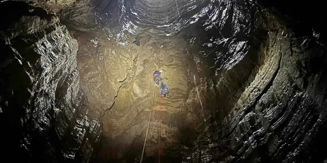 Descenso al Sótano Néstor Veracruz: ¿Listo para 130 metros?