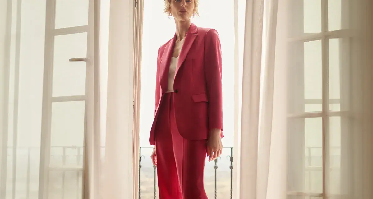Co założyć na chrzciny jako gość - eleganckie i skromne stylizacje