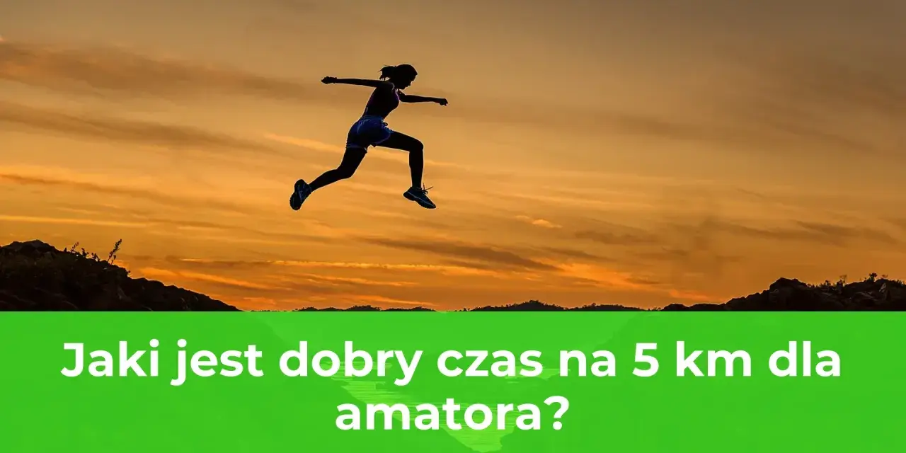 Sylwetka biegaczki w skoku na tle zachodzącego słońca. Pytanie brzmi: Jaki jest dobry czas na 5 km dla amatora?