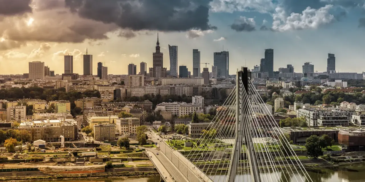 Warszawa: Co warto zobaczyć? Przewodnik i praktyczne wskazówki