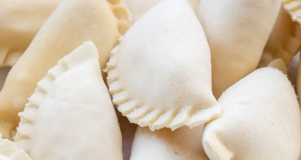 Jak mrozić ugotowane pierogi? Prosty sposób na zachowanie smaku