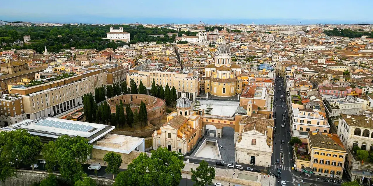 Roma 2025: Attrazioni imperdibili, consigli pratici e itinerari
