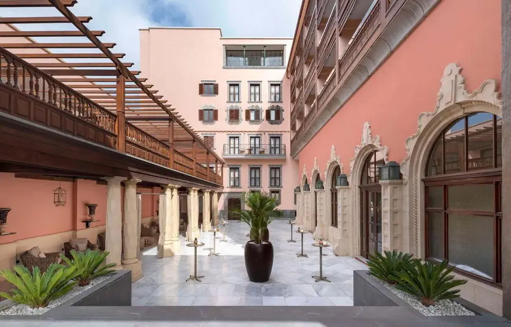Hotel Santa Catalina: Historia, lujo y experiencias inolvidables en Gran Canaria