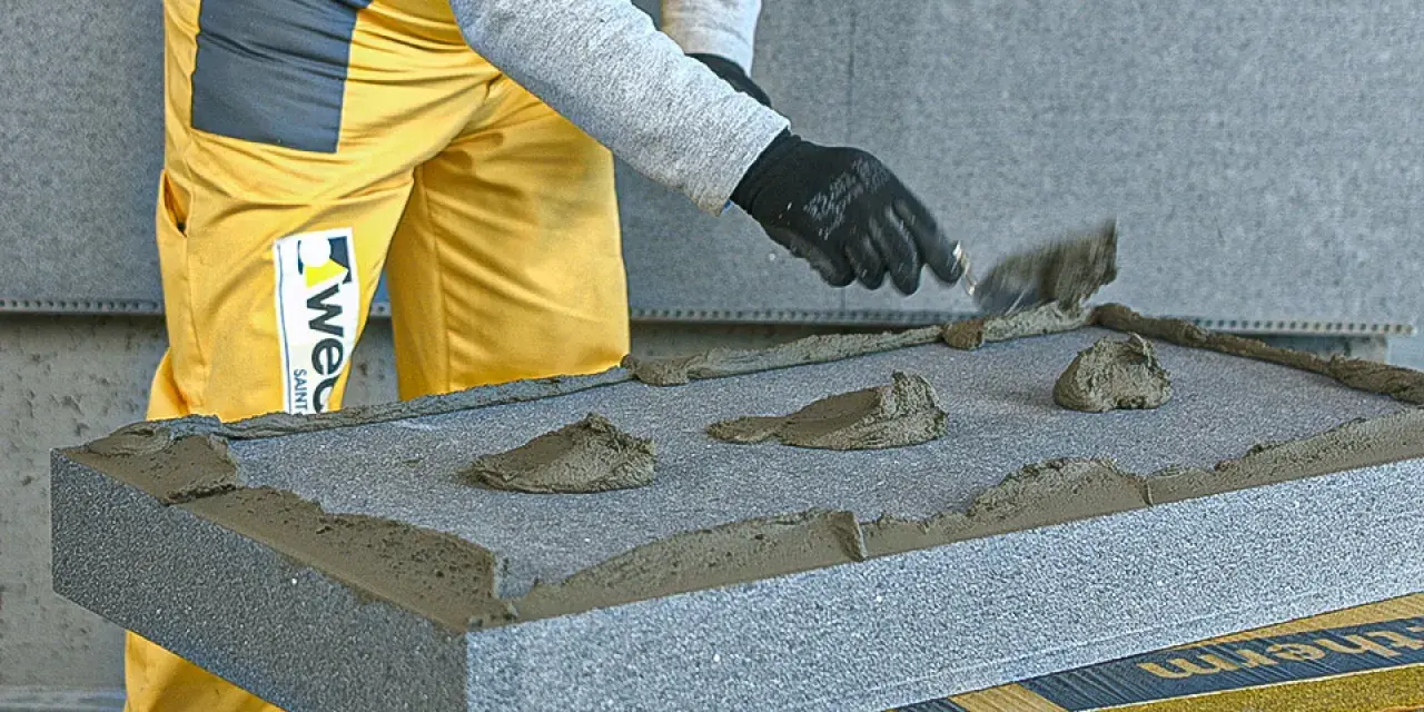 Jak skutecznie kleić styropian do dysperbitu - najlepsze metody i porady