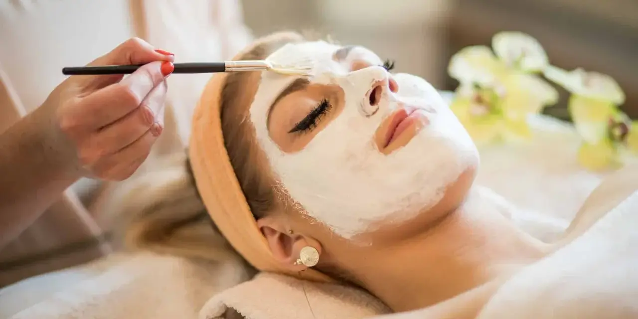 Die besten Masken für strahlende Haut: Kosmetik für jeden Hauttyp