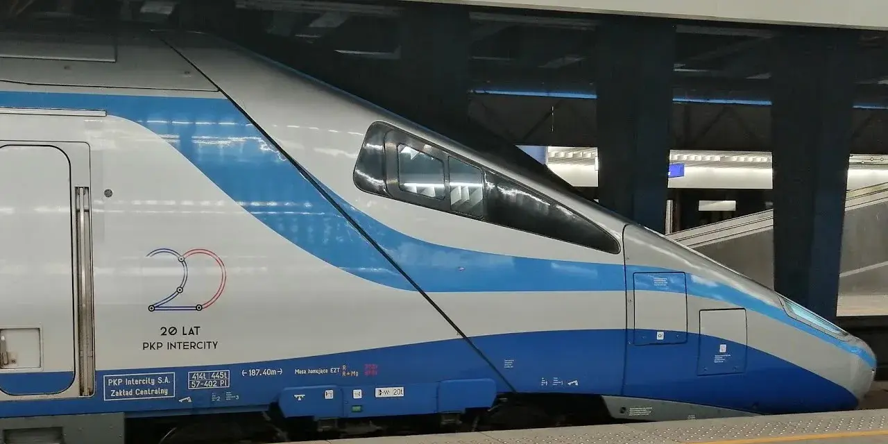 IC pociąg co to znaczy? Poznaj wygodne połączenia kolejowe w Polsce