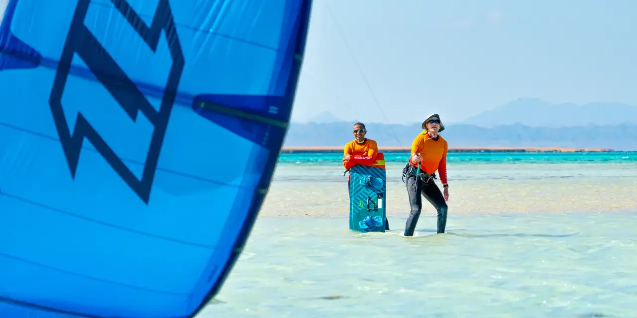 Kitesurfing: Czy jest trudny? Odkryj, jak szybko zacząć!
