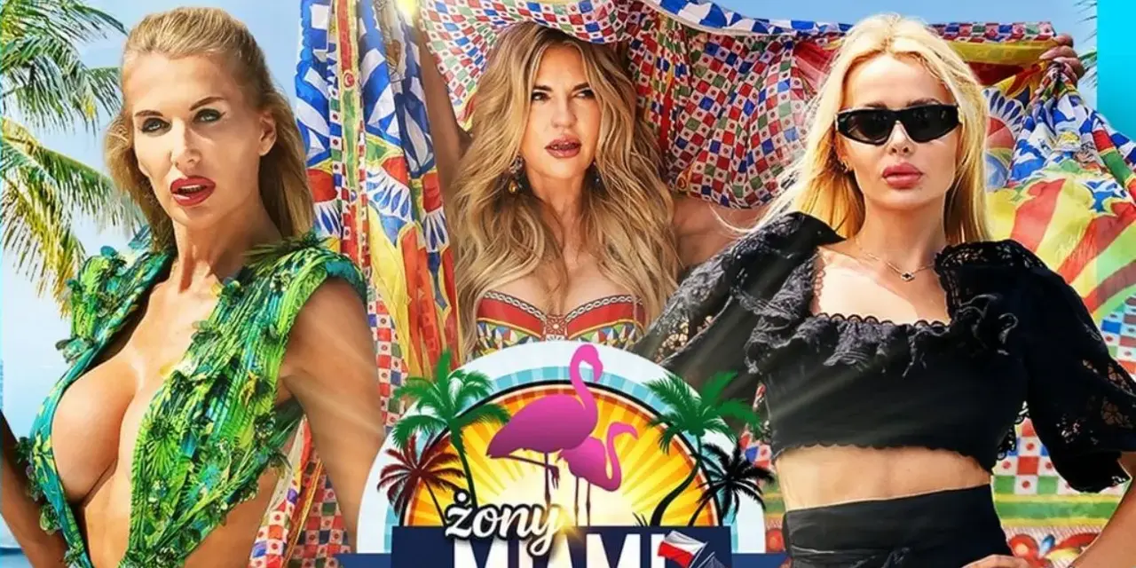 Trzy kobiety w tropikalnej scenerii, logo "Żony Miami". Gdzie obejrzeć żony hollywood? Tutaj!