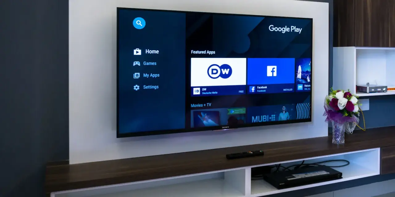 Smart TV czy Android TV co lepsze: porównanie funkcji i wydajności