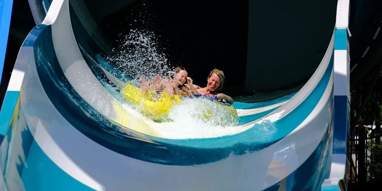 Aquapark Białka czy Bukowina: Który wybór przyniesie więcej radości?