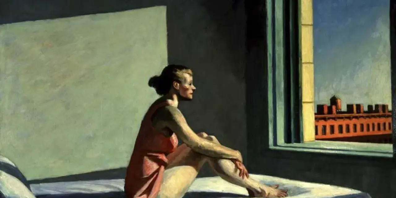 Une femme en robe rouge, assise sur un lit, contemple la ville par la fenêtre. Style de peinture Edward Hopper.