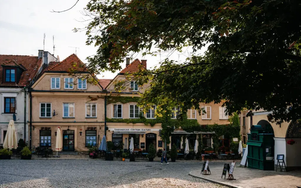 Sandomierz: Gdzie zjeść? Przewodnik po najlepszych restauracjach!