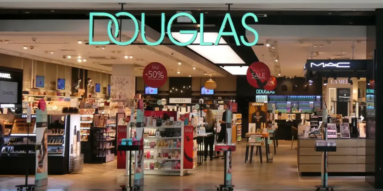 Próbki perfum Douglas: Czy można kupić? Poznaj wszystkie triki!