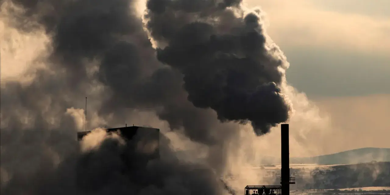 Gdzie płyną pieniądze z CO2 w Polsce? Raport NIK ujawnia prawdę