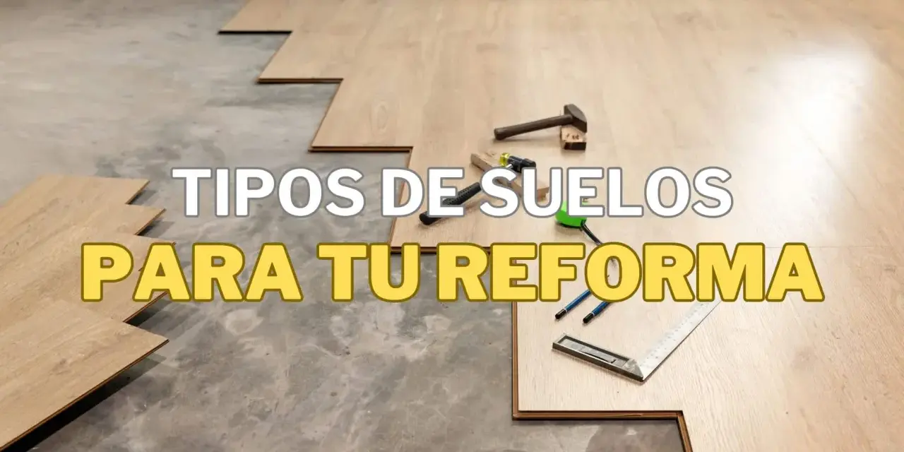 Instalación de suelo laminado, mostrando herramientas y piezas. Considera sus suelo laminado ventajas e inconvenientes para tu reforma.