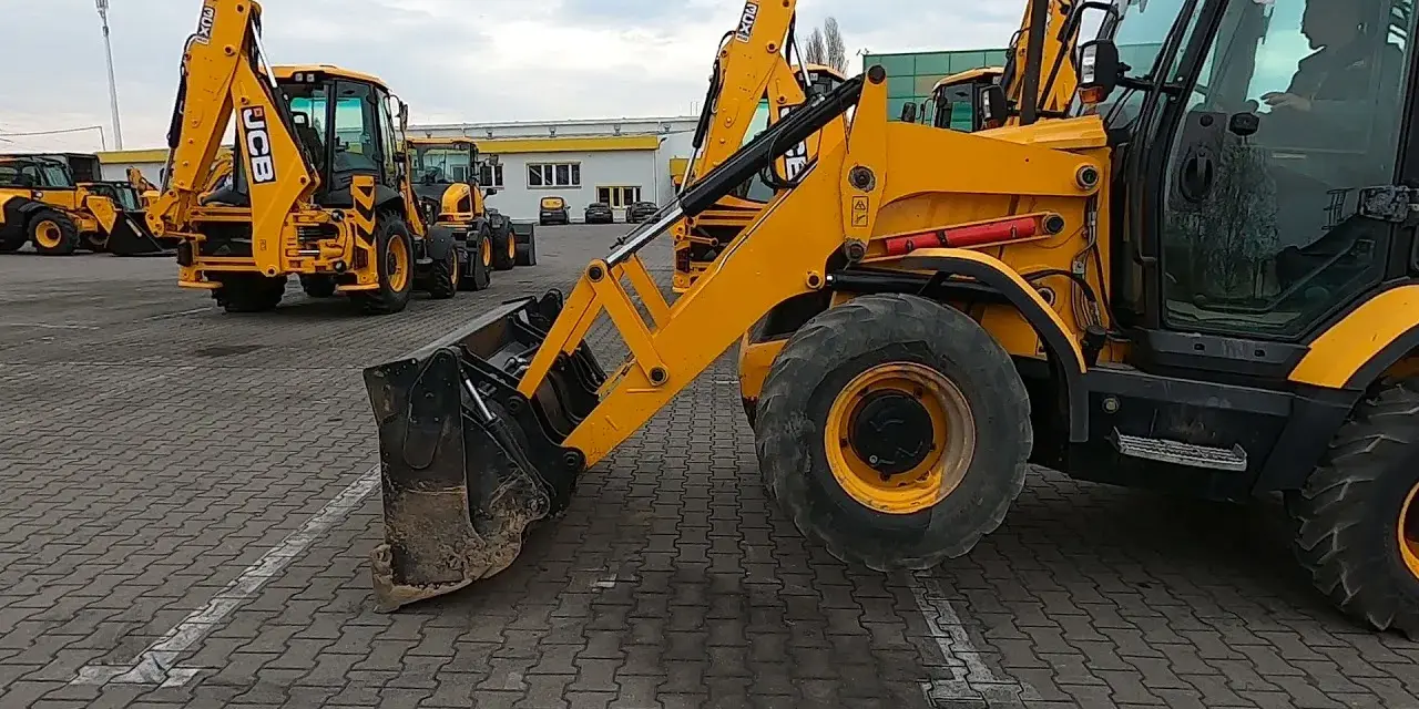 Ile pali koparko ładowarka JCB 3CX? Sprawdź, jak zaoszczędzić na paliwie