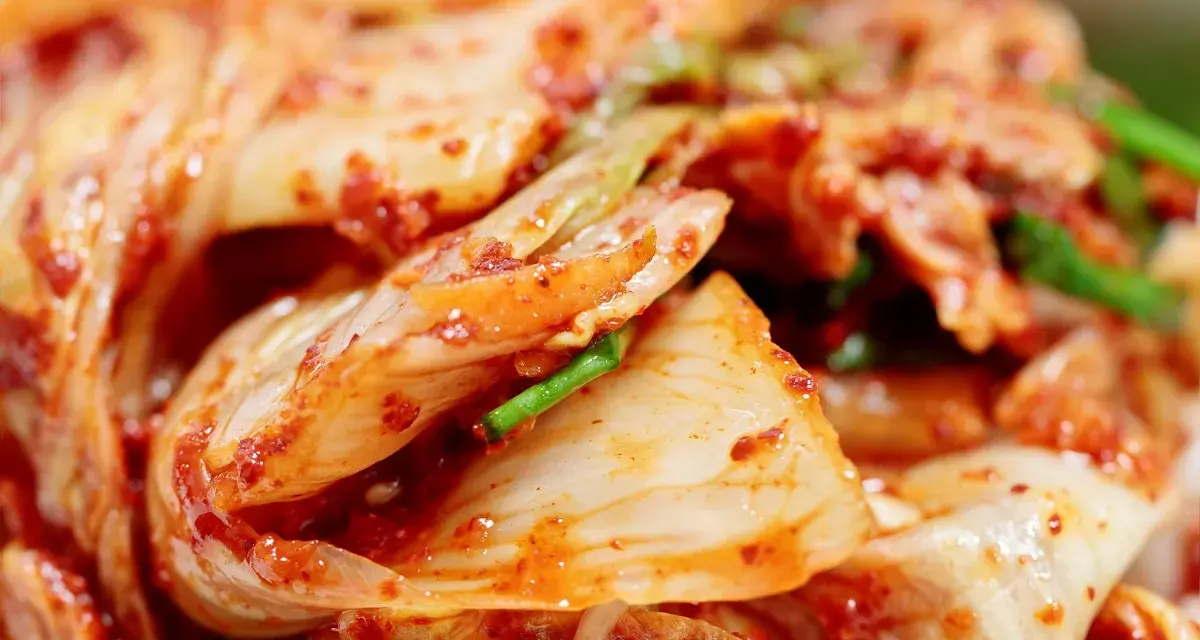 Kimchi: Jak długo przechowywać? Rozpoznaj zepsute od dojrzałego!