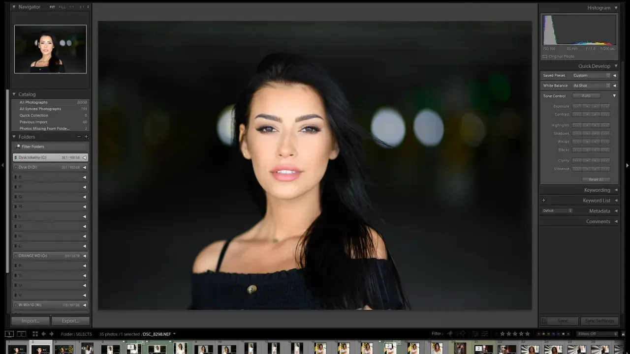 Portret kobiety w programie Lightroom, idealny do nauki kurs lightroom. Widoczne panele edycji i miniaturki zdjęć.
