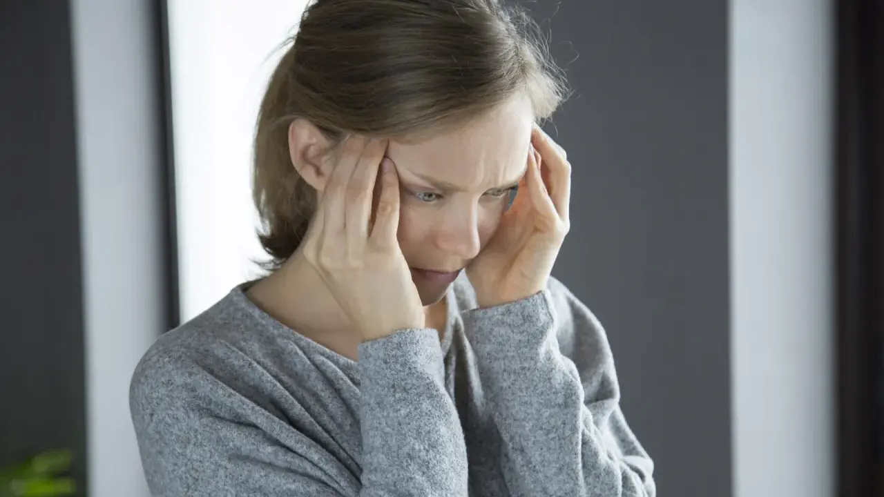 Nerwica lękowa: psychiczne objawy. Jak odzyskać kontrolę?