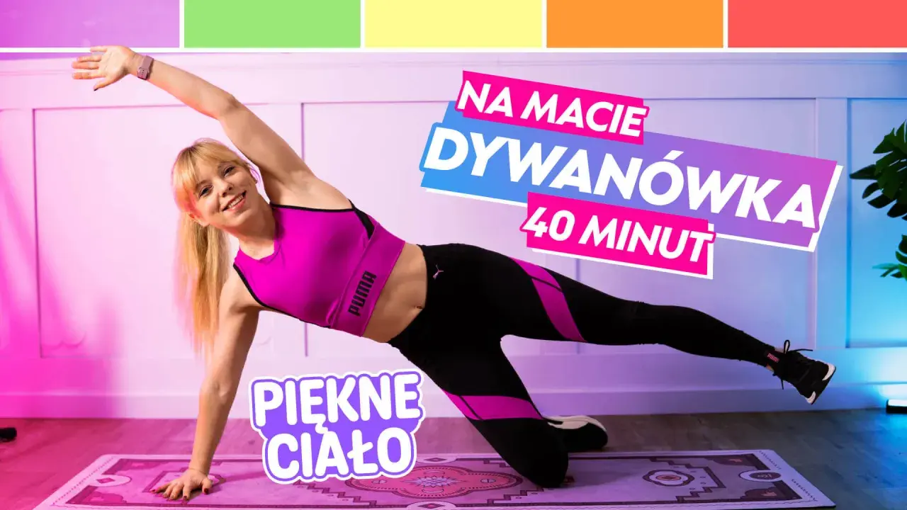 Kobieta wykonuje ćwiczenia na macie, boczną deskę. Trening "Dywanówka 40 minut" dla pięknego ciała.