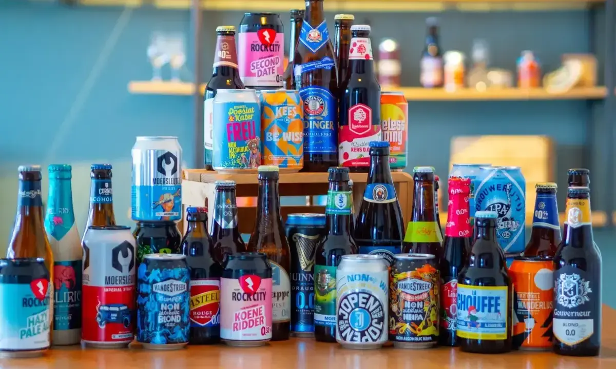 Eine Auswahl alkoholfreier Biere. Die Frage, ob ist alkoholfreies Bier ein Dickmacher, bleibt offen.