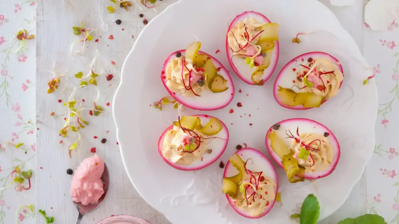 Idealne menu wielkanocne: Przepisy, inspiracje i planowanie