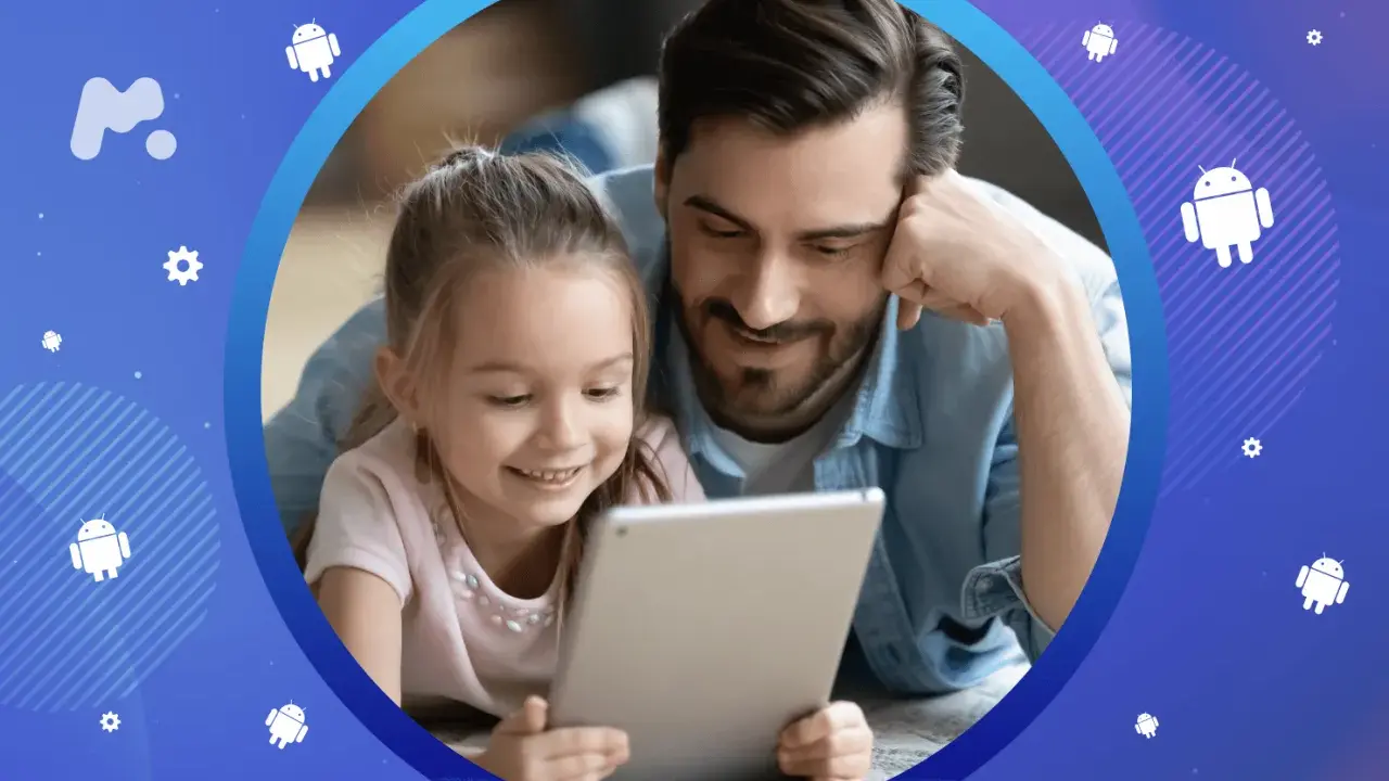 Ojciec i córka patrzą na tablet. Dowiedz się, jak zablokować internet w telefonie dziecka, by zapewnić mu bezpieczeństwo online.