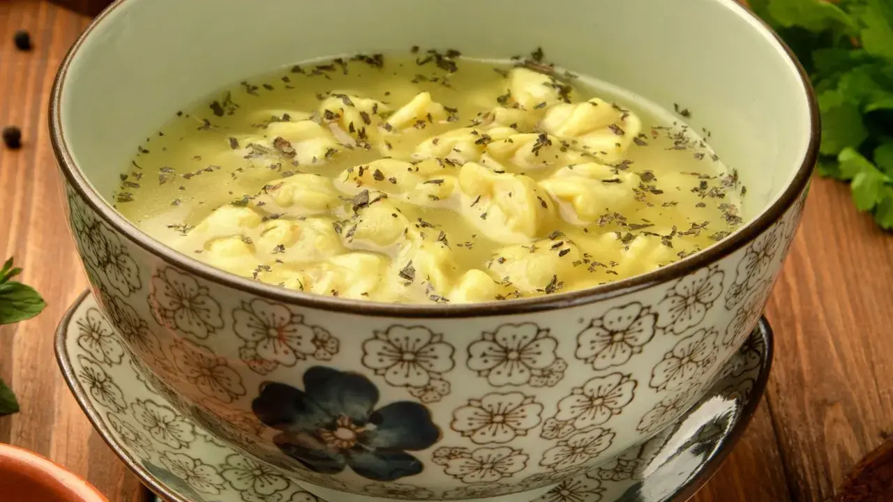 Przesolone frytki? Uratuj smak! 7 sposobów na kuchenną wpadkę