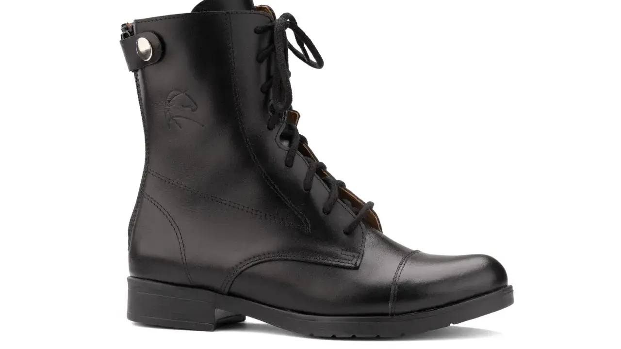 Jak wybrać zimowe buty jeździeckie? Komfort i bezpieczeństwo