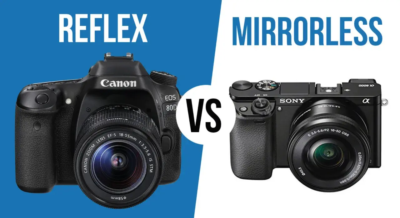 Confronto tra reflex Canon e mirrorless Sony, un'evoluzione dalla prima macchina fotografica digitale.