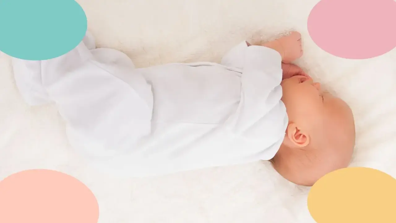 Bebé durmiendo plácidamente. Un momento de paz que marca cuando empiezan a dormir más los bebés.