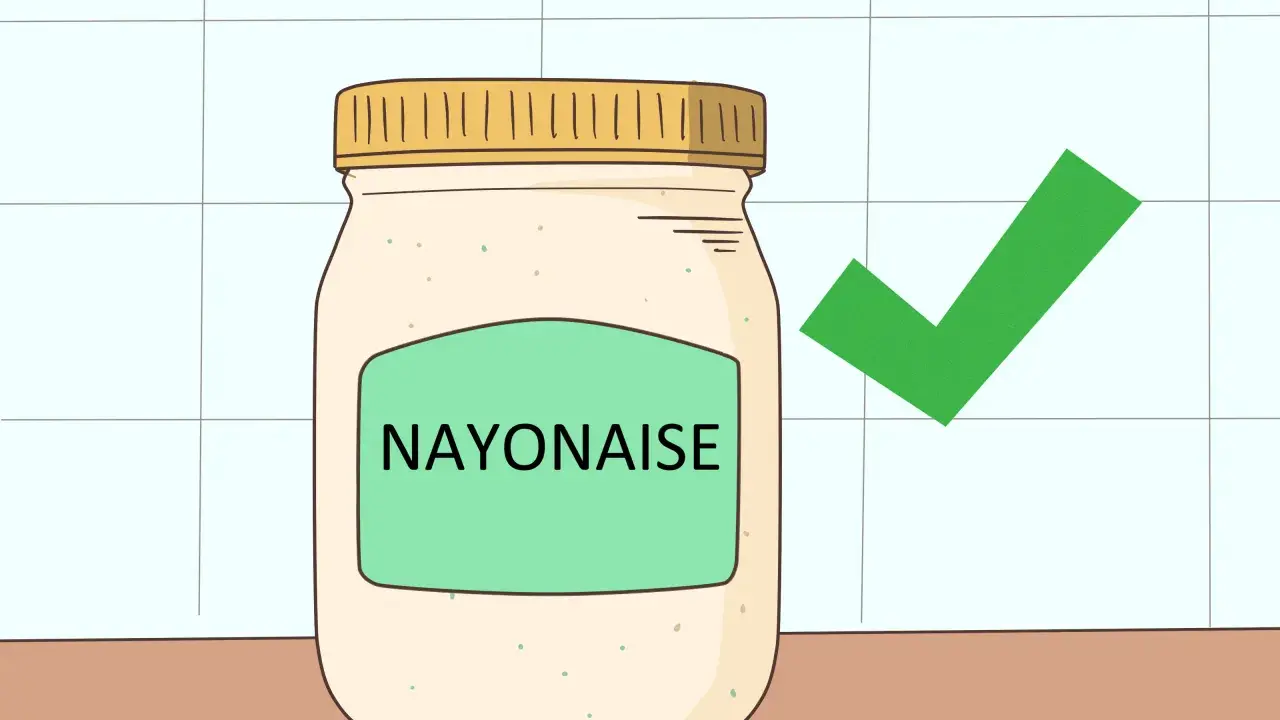 Un pot de mayonnaise avec une coche verte. Une bonne idée pour savoir par quoi remplacer la mayonnaise.