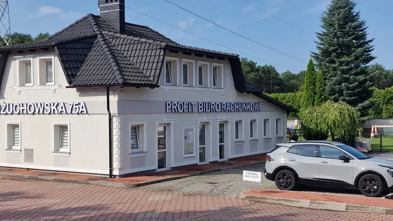 Budynek biura rachunkowego "Profit Biuro Rachunkowe" przy ul. Żuchowskiej 75A w Zielonej Górze.