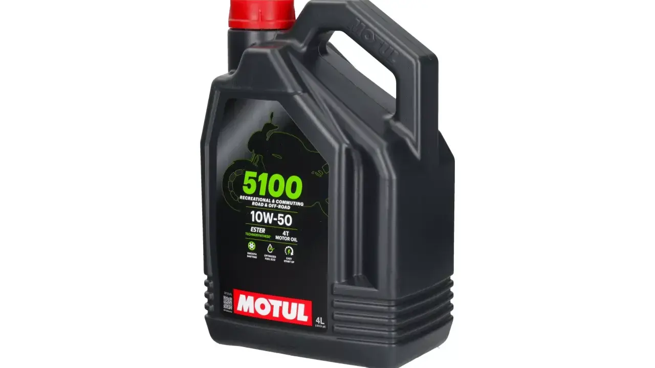 Motul 5W-40: Kluczowe różnice i idealny wybór dla Twojego silnika