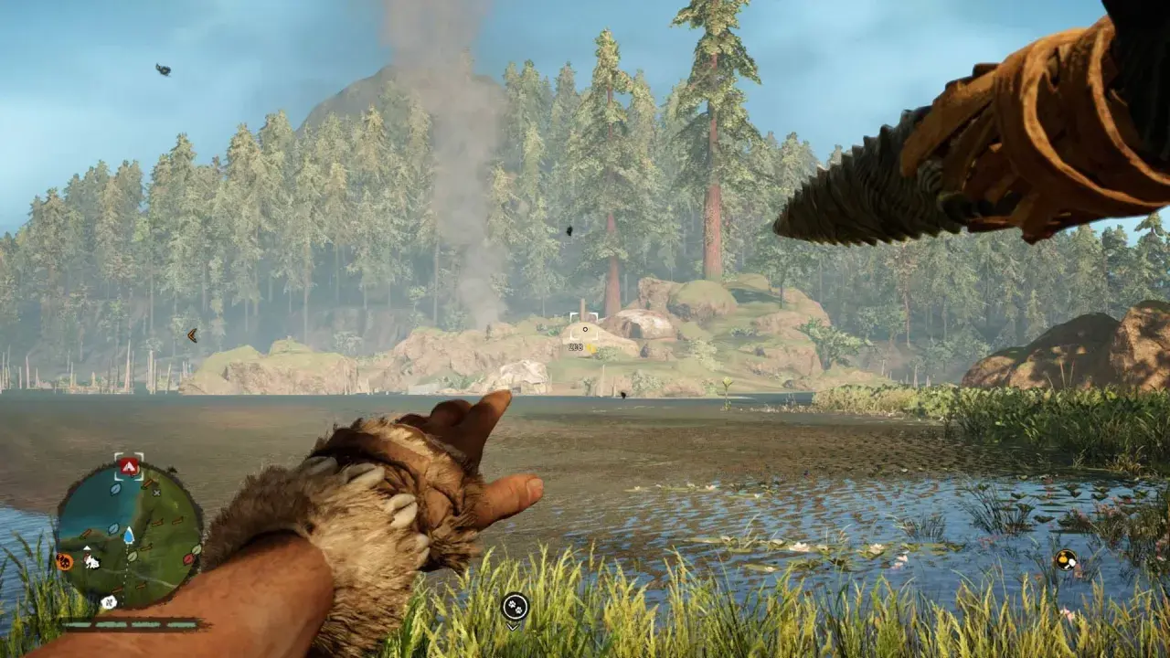 Gracz w grze survivalowej, podobnej do Far Cry, celuje z prymitywnej broni w kierunku jeziora i lasu.