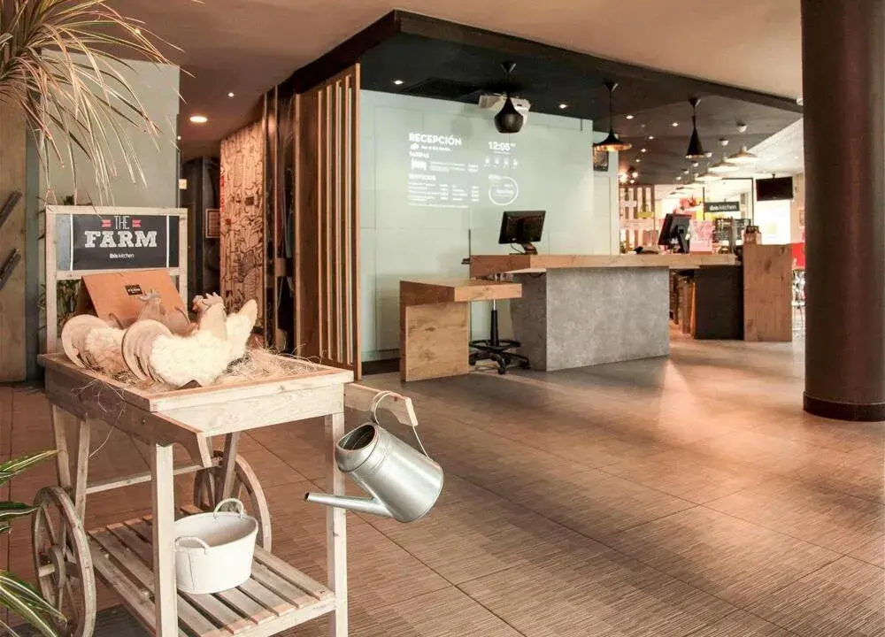 Hotel Ibis Sevilla: Tu guía definitiva para una reserva sin sorpresas