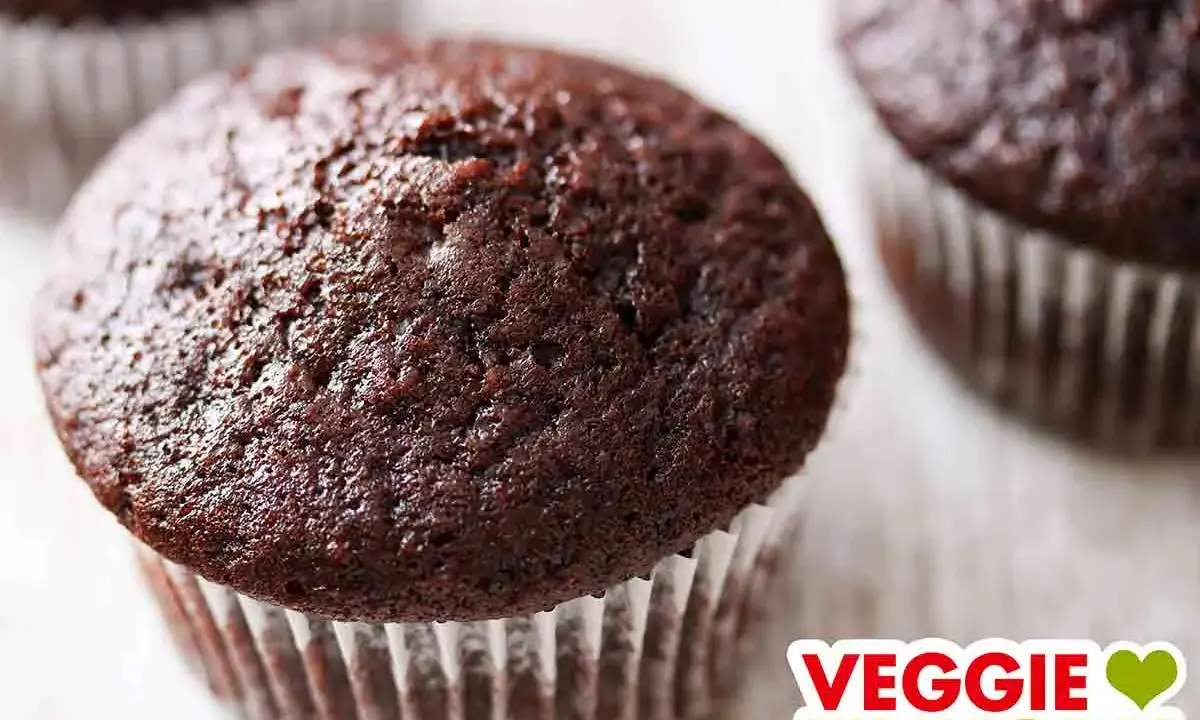 Saftige vegane Schokomuffins, perfekt für jeden Anlass. Ein Genuss für alle!