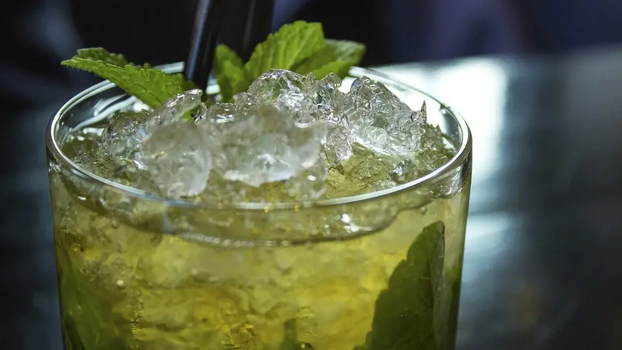 Jak zrobić idealne Mojito? Kompletny przepis i sekrety barmana