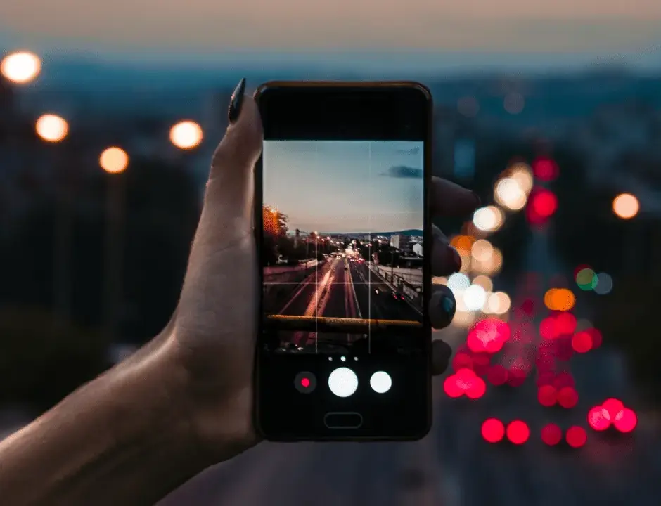 Jak robić dobre zdjęcia telefonem? Odkryj sekrety mobilnej fotografii