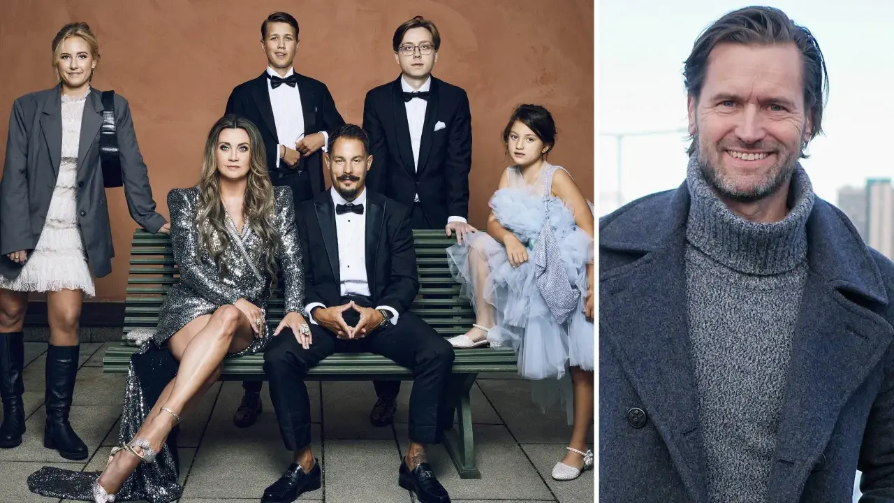 Martin Melin med familj, klädda för fest. Till höger Martin Melin själv, leende i grå rock.