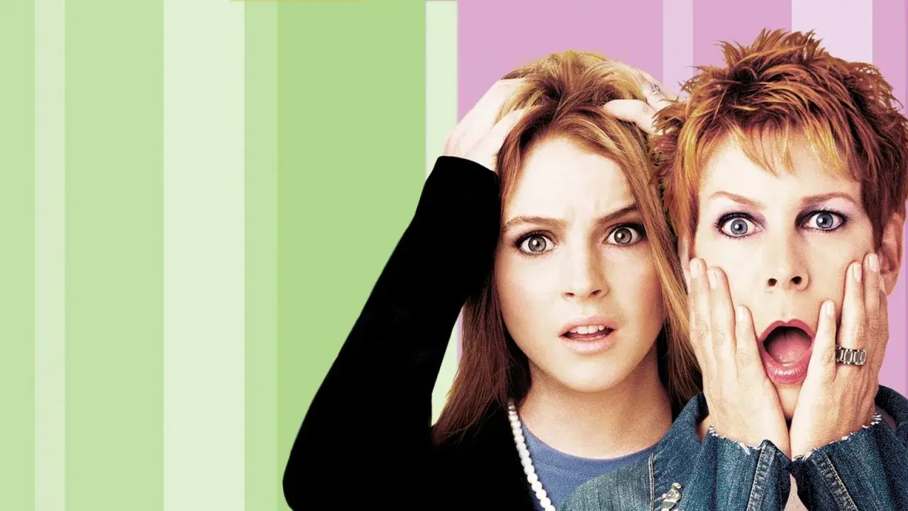 Lindsay Lohan och Jamie Lee Curtis i en komisk scen från filmer med Lindsay Lohan.
