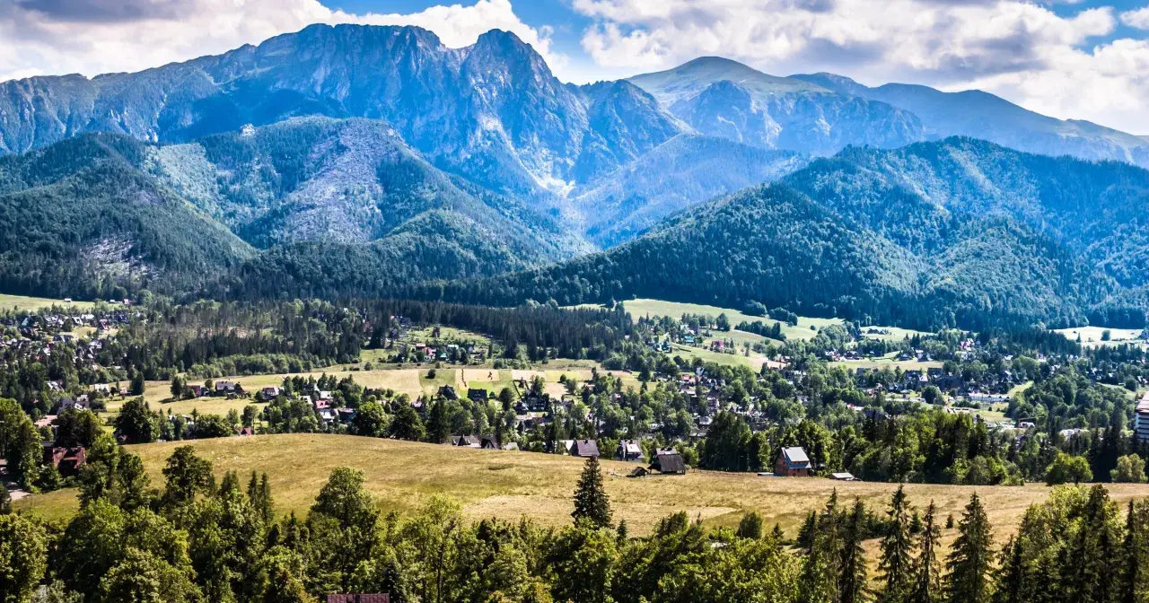 Zakopane atrakcje: przewodnik na każdą porę roku i pogodę