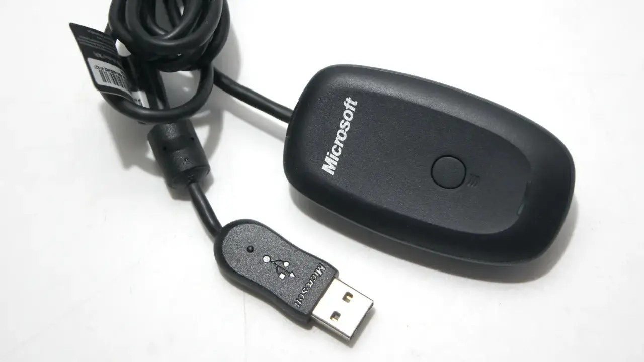 Adapter USB do pada Xbox 360. Dowiedz się, jak podłączyć pada Xbox do PC za pomocą tego akcesorium.