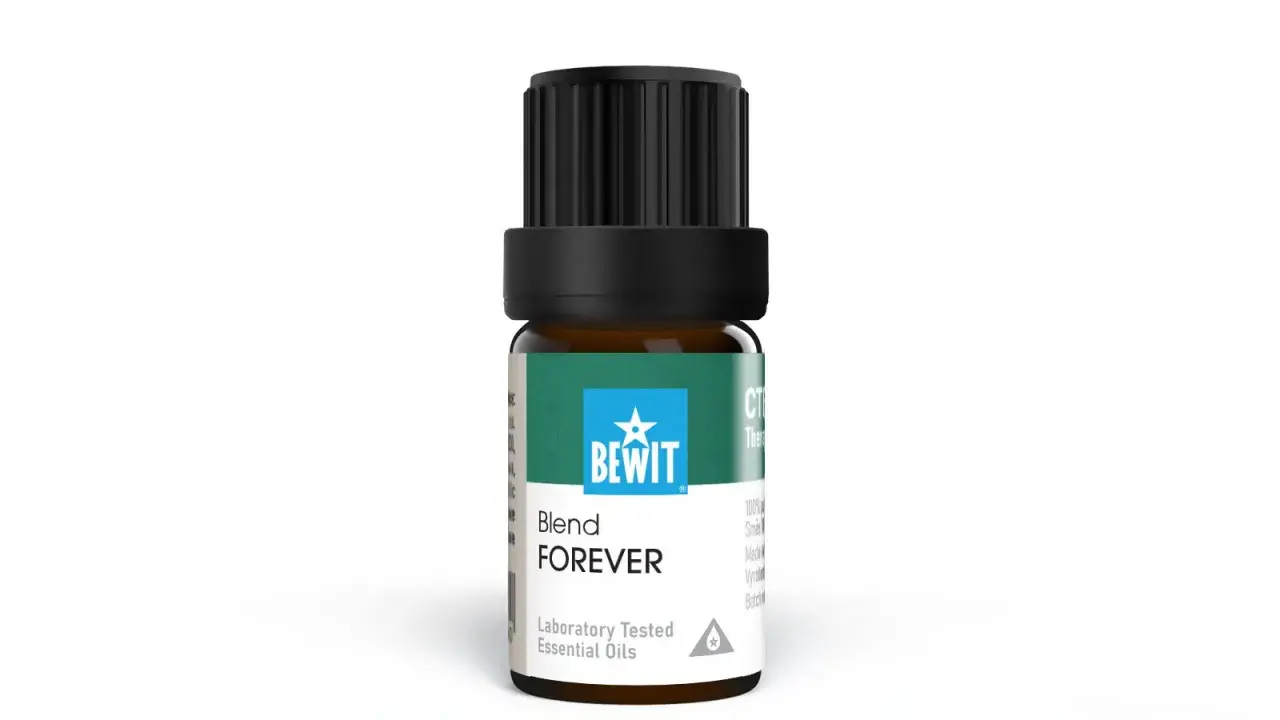 Butelka olejku eterycznego BEWIT Blend FOREVER. Wyobraź sobie czosnek z tymiankiem forever, zamknięte w tej buteleczce.