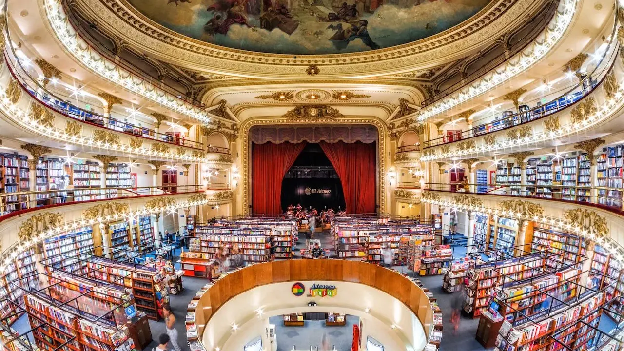 El Ateneo Grand Splendid, a former theatre, is a stunning bookstore in Buenos Aires, showcasing its opulent architecture and vast book collection.