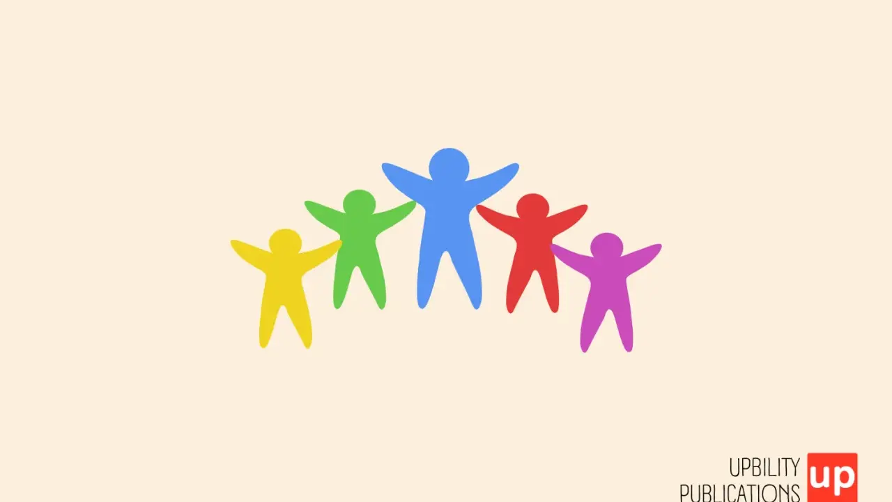 Cinque sagome colorate di persone stilizzate, simbolo di strategie inclusive e diversità.