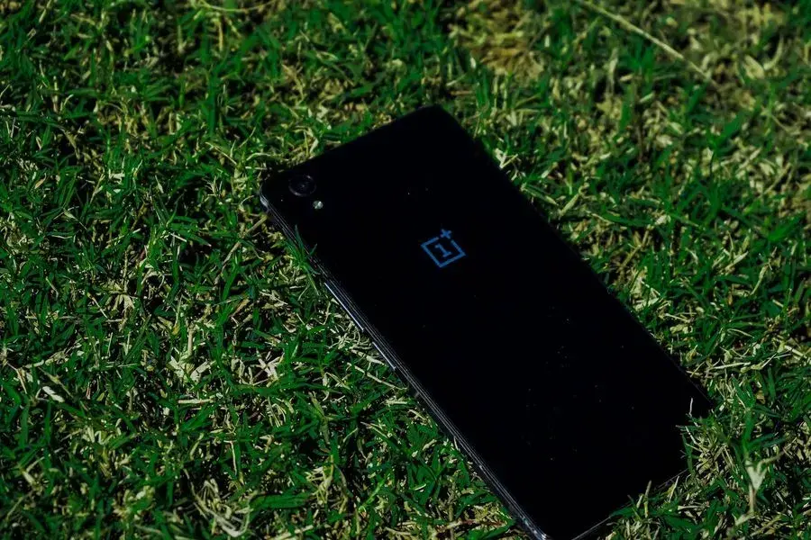 Skradziono telefon? Jak zgłosić kradzież i chronić dane!